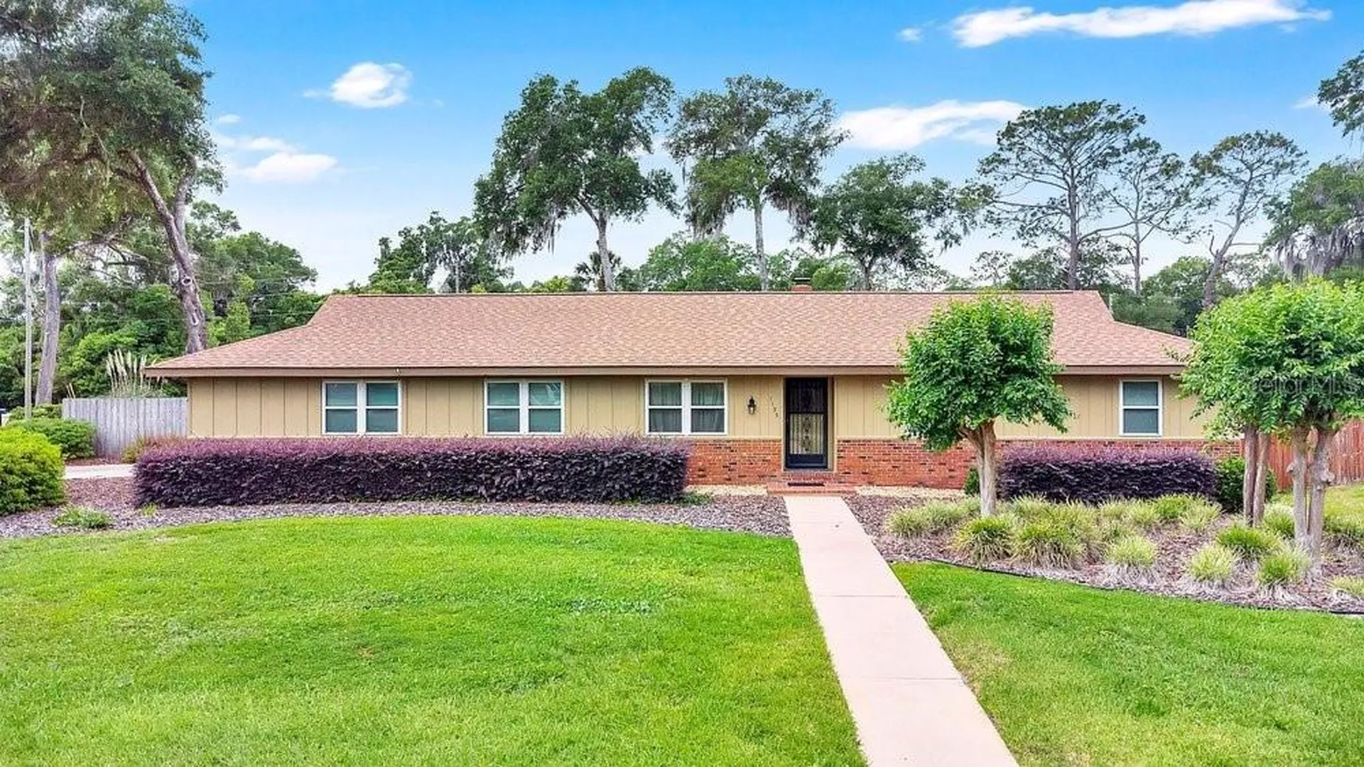 1195 Heidi Court Deland FL 32720