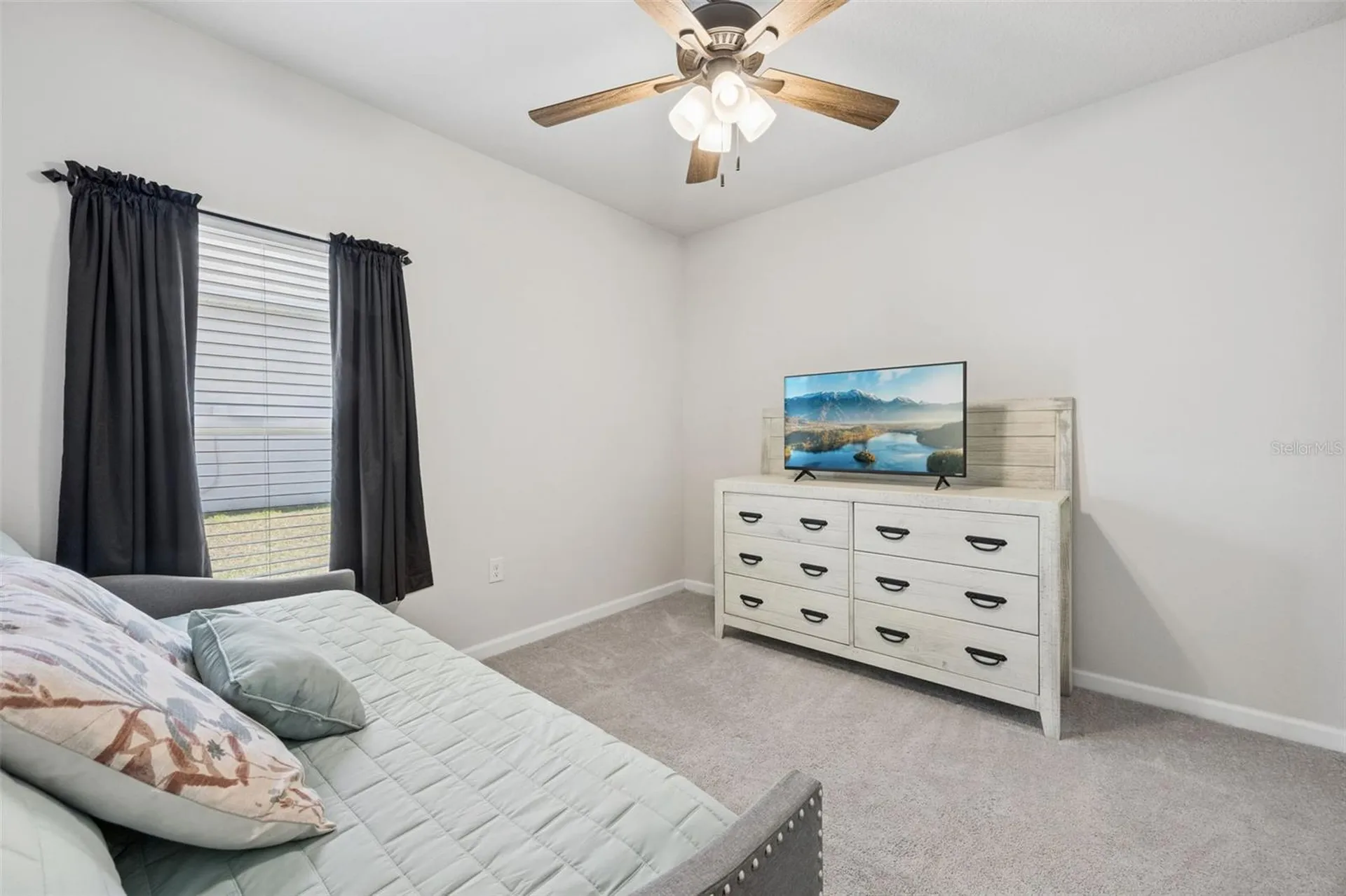 277 Fiddlewood Court Davenport FL 33837