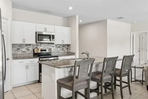 277 Fiddlewood Court Davenport FL 33837
