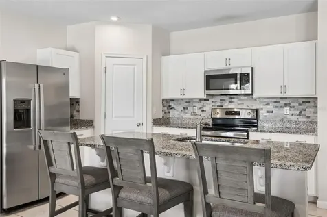 277 Fiddlewood Court Davenport FL 33837