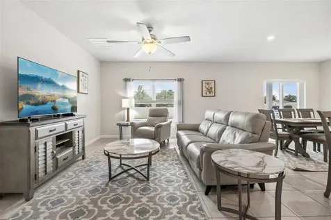 277 Fiddlewood Court Davenport FL 33837