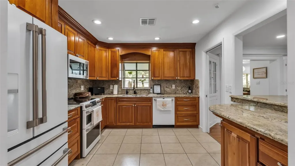 4216 Forest Hills Drive Lakeland FL 33813