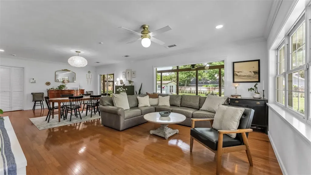 4216 Forest Hills Drive Lakeland FL 33813
