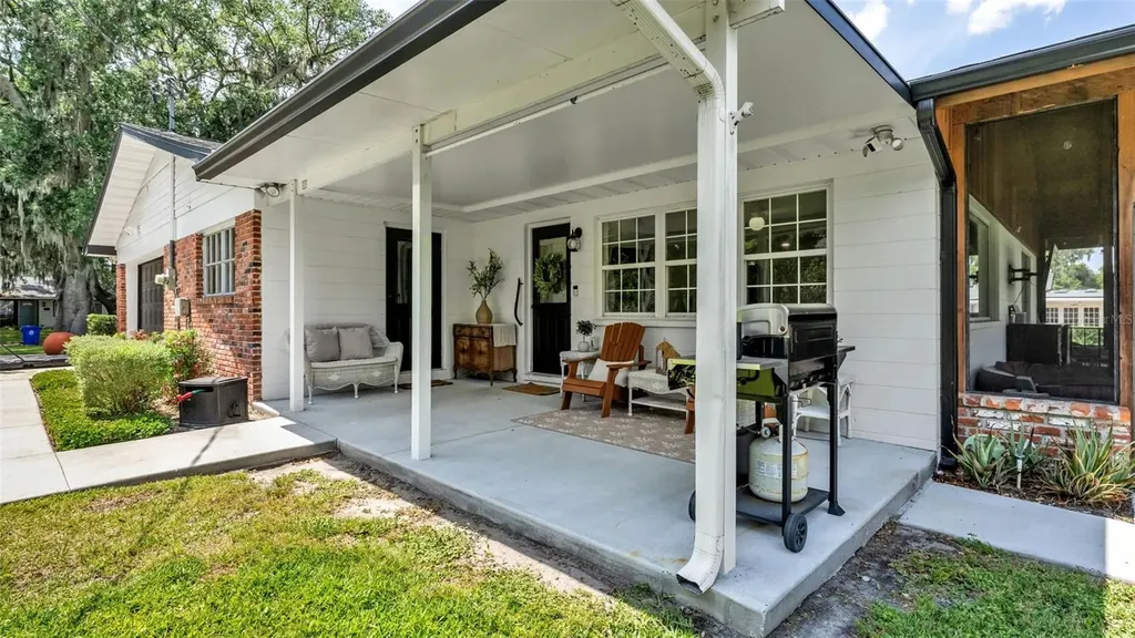 4216 Forest Hills Drive Lakeland FL 33813