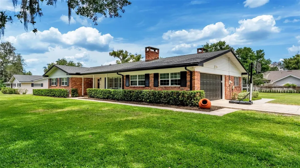 4216 Forest Hills Drive Lakeland FL 33813