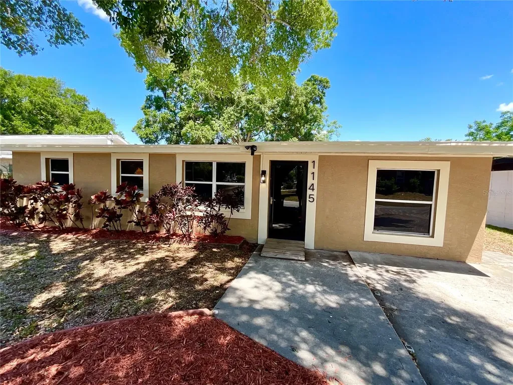 1145 7th Street N Safety Harbor FL 34695