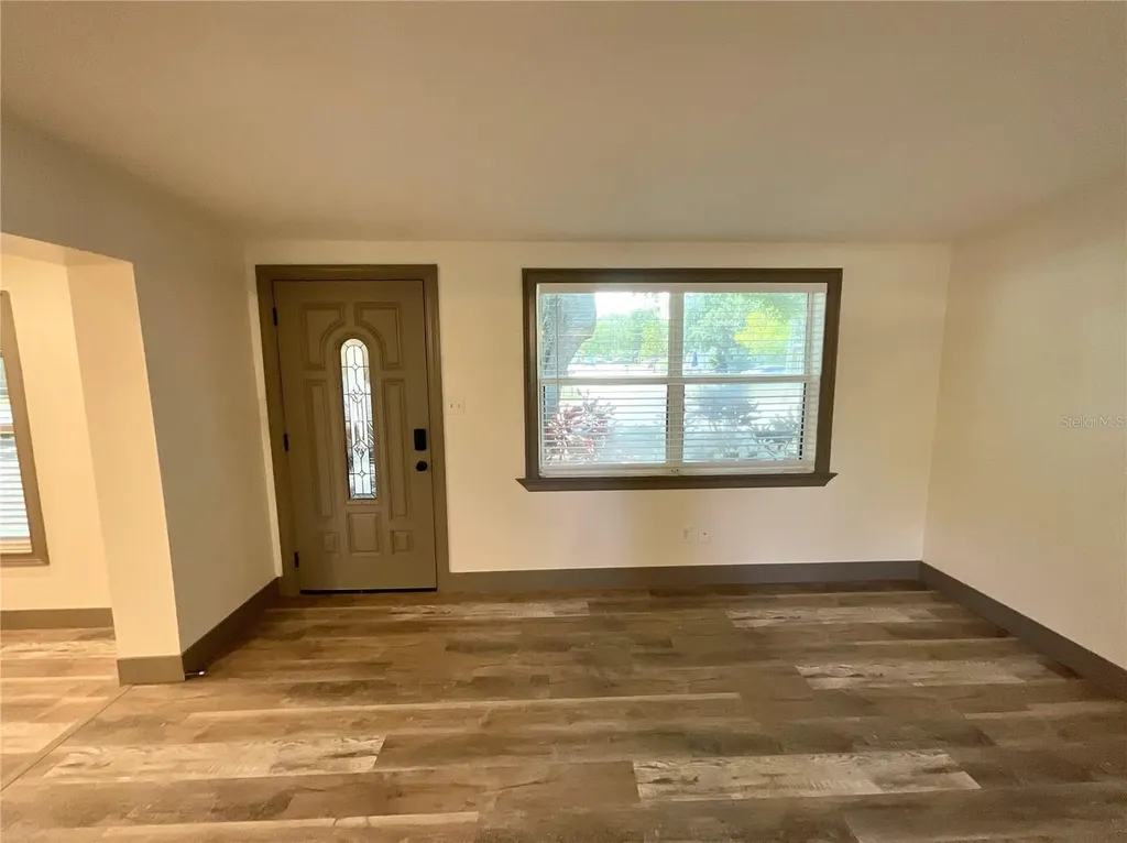 1145 7th Street N Safety Harbor FL 34695