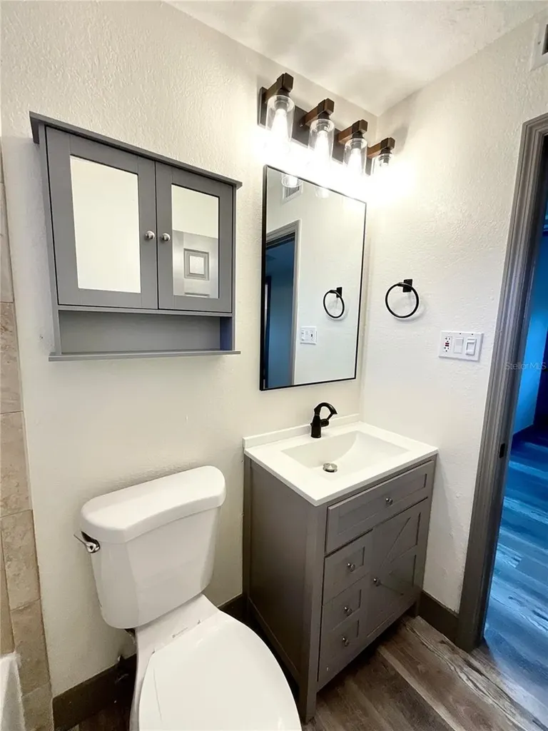 1145 7th Street N Safety Harbor FL 34695