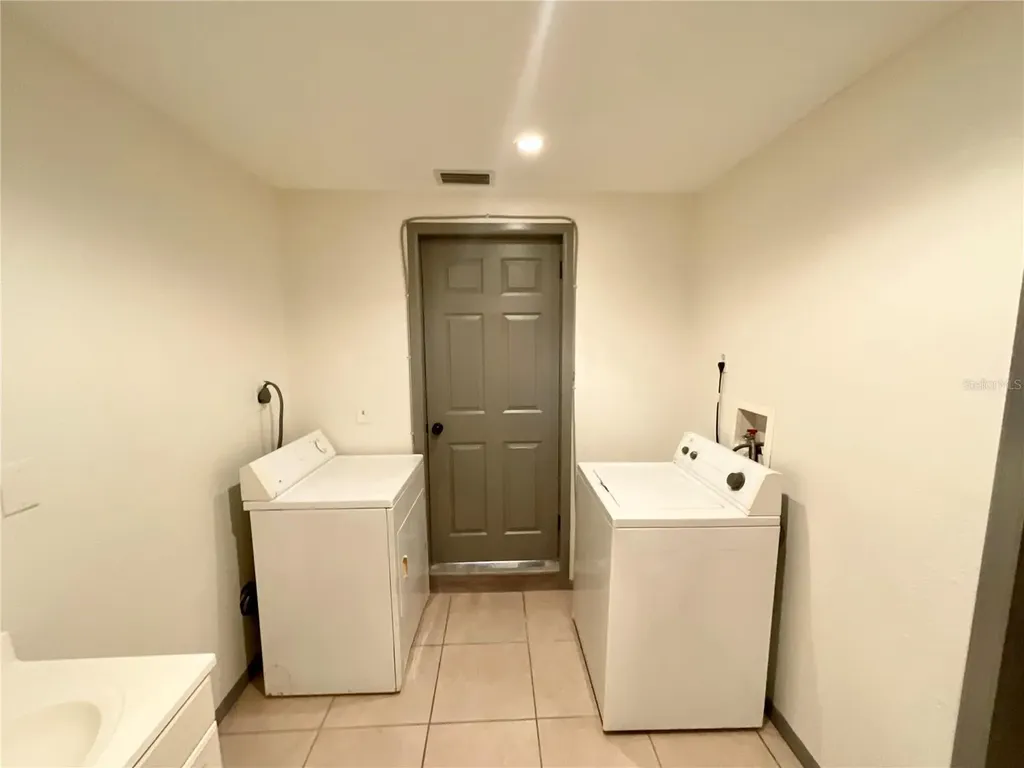 1145 7th Street N Safety Harbor FL 34695
