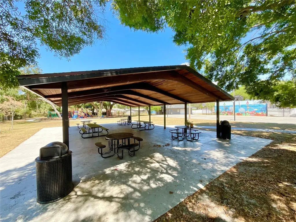 1145 7th Street N Safety Harbor FL 34695