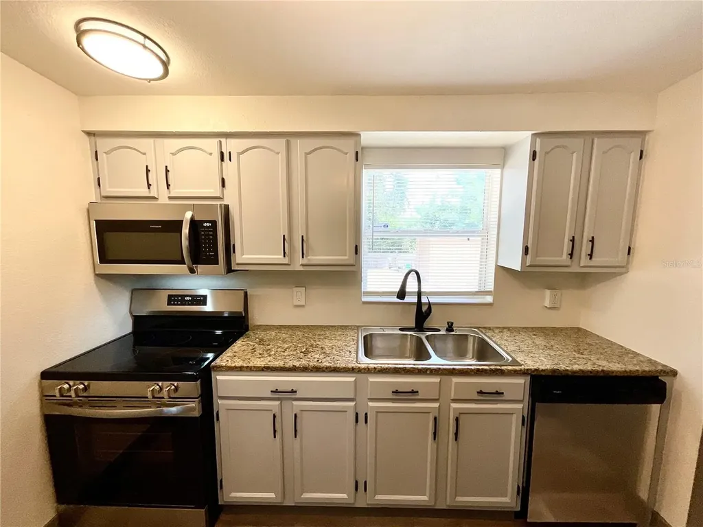 1145 7th Street N Safety Harbor FL 34695
