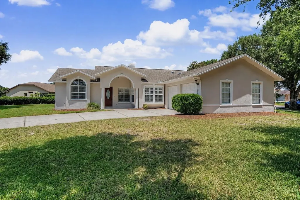 6208 Huntington Drive Zephyrhills FL 33542