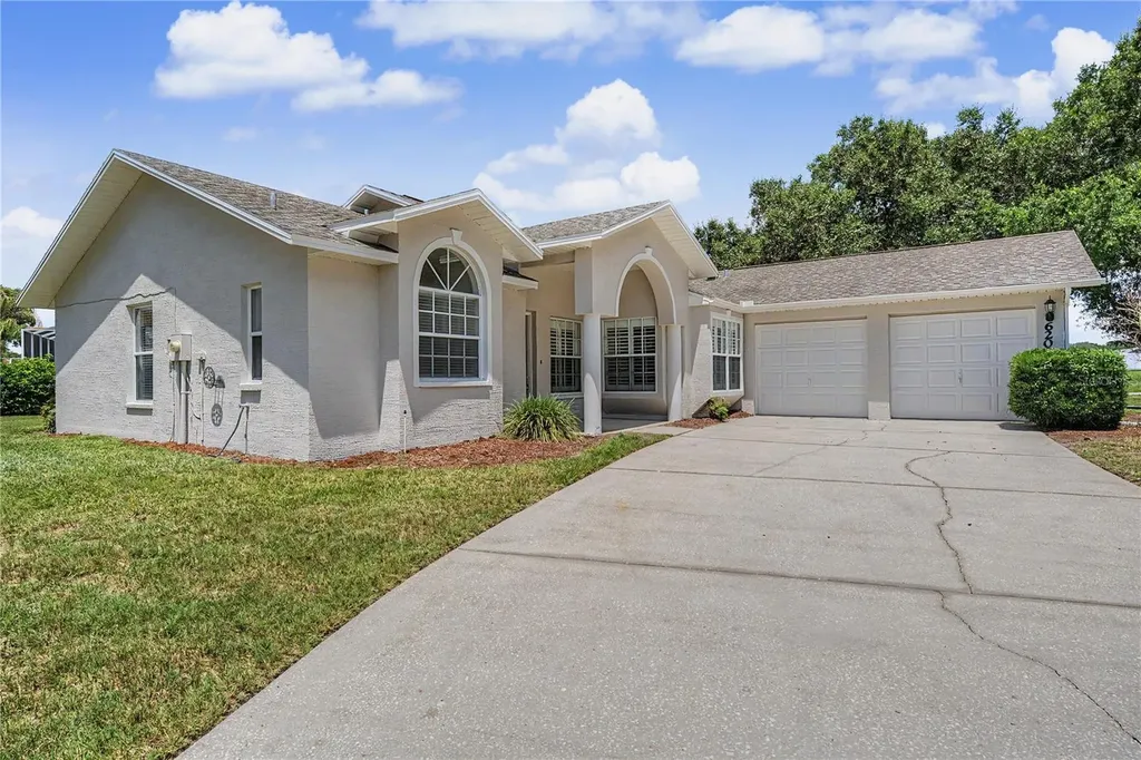 6208 Huntington Drive Zephyrhills FL 33542
