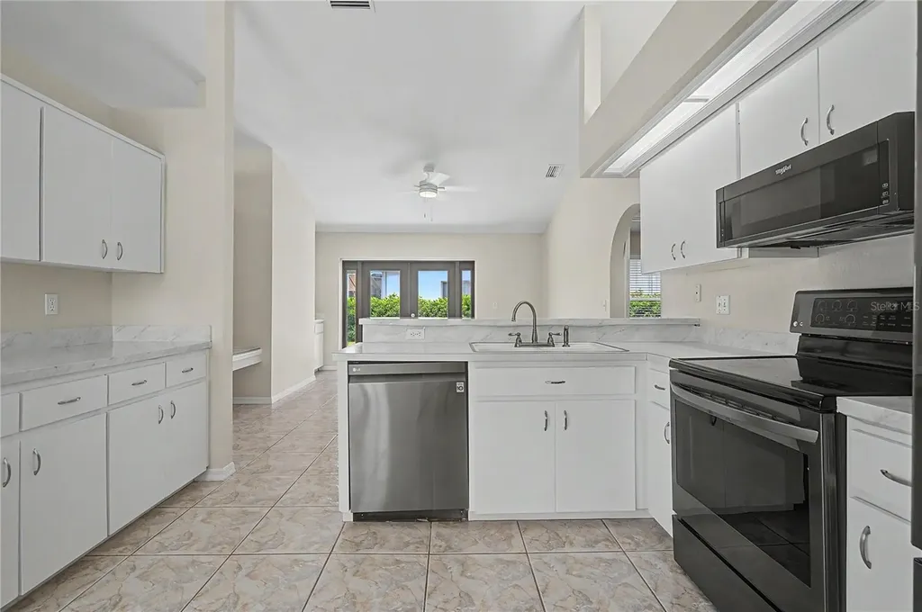 6208 Huntington Drive Zephyrhills FL 33542