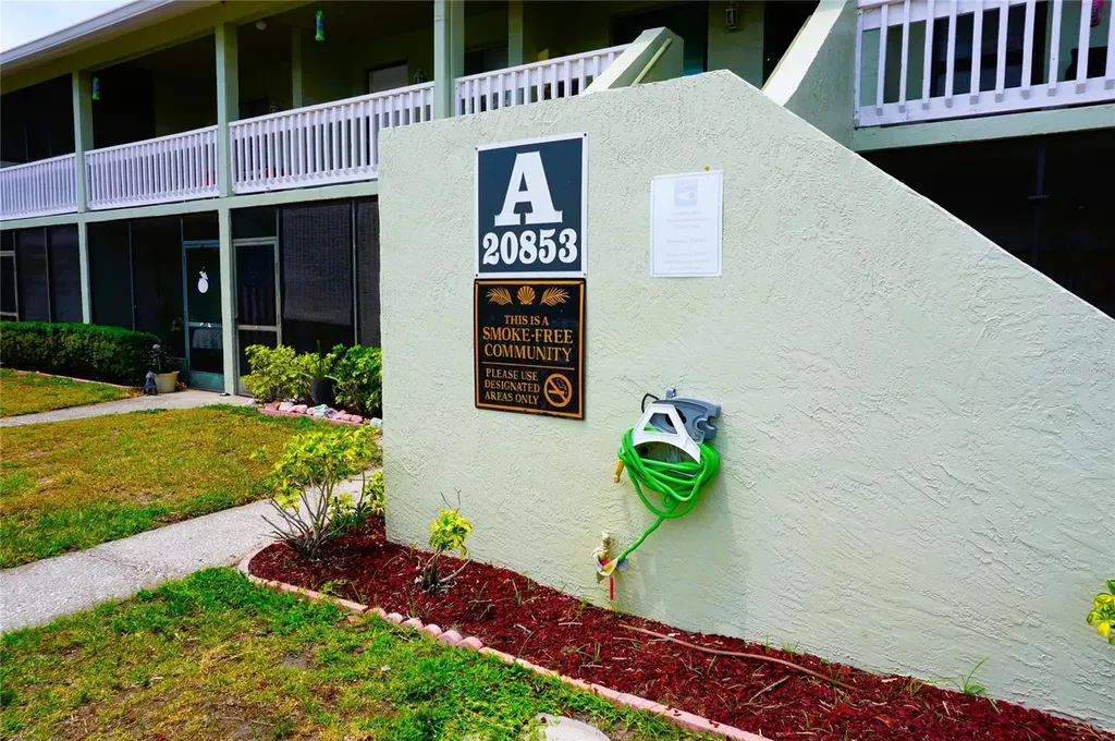 20853 Haulover Cove Lutz FL 33558