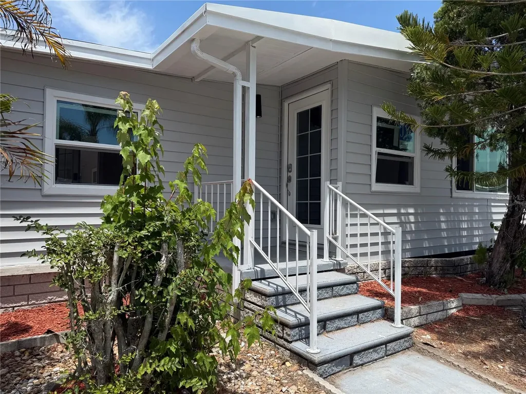 193 Blue Marlin Drive Oldsmar FL 34677
