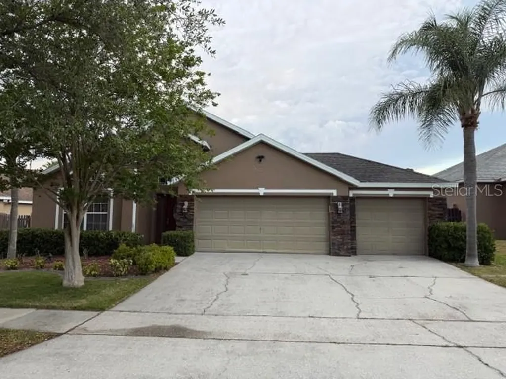 725 Bridgeway Boulevard Orlando FL 32828