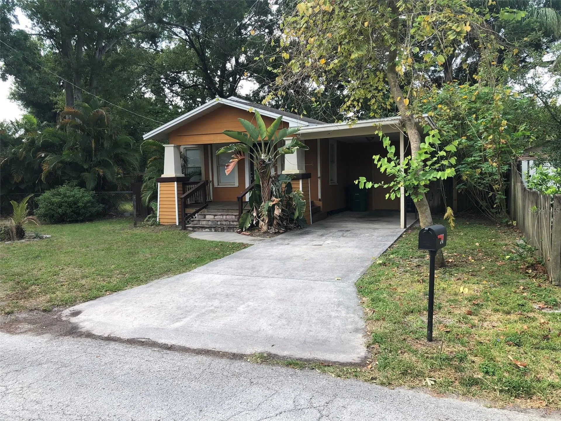 310 W Genesee Street Tampa FL 33603