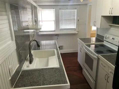 310 W Genesee Street Tampa FL 33603