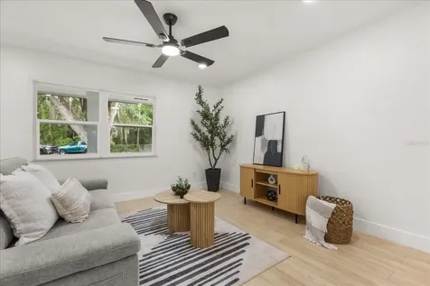 2203 Orange Street Deland FL 32724