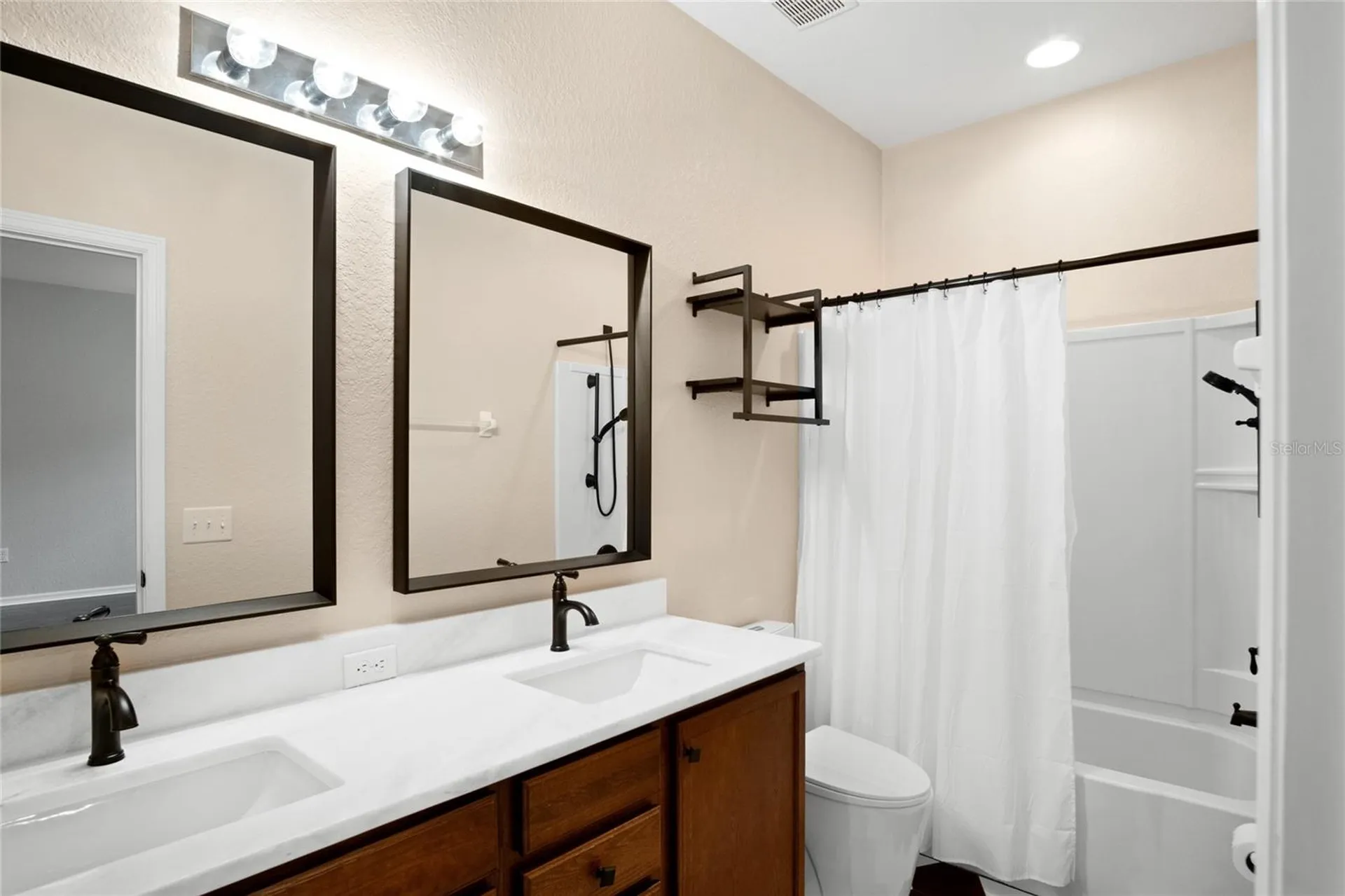 6246 Silver Leaf Lane Lakeland FL 33813