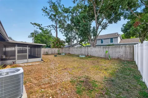 2705 Lakeville Drive Tampa FL 33618