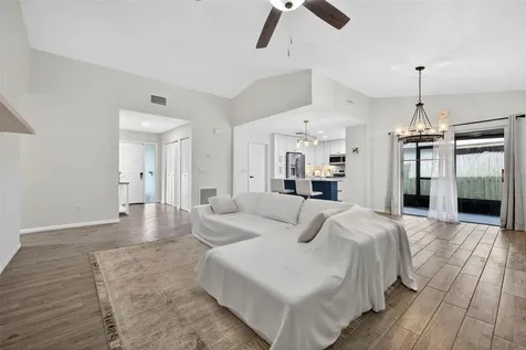 2705 Lakeville Drive Tampa FL 33618