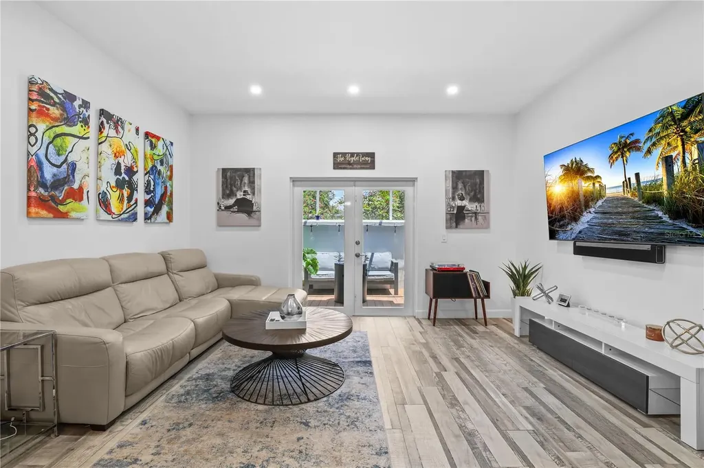 1201 W Horatio Street Tampa FL 33606