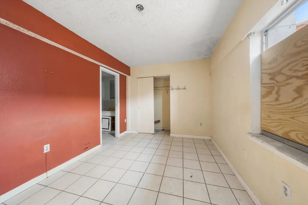 40 77th Avenue Treasure Island FL 33706