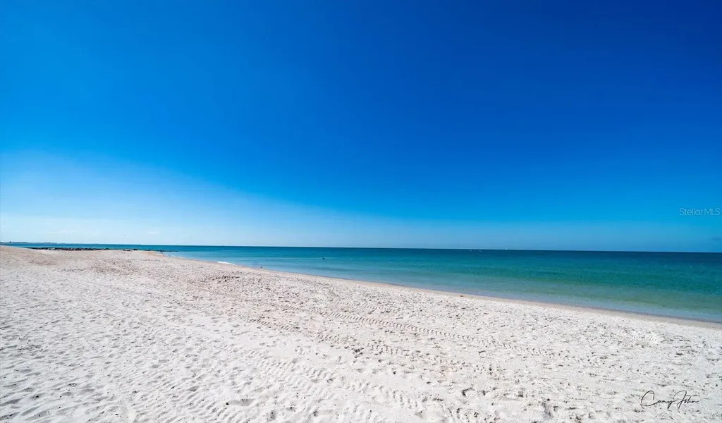 40 77th Avenue Treasure Island FL 33706