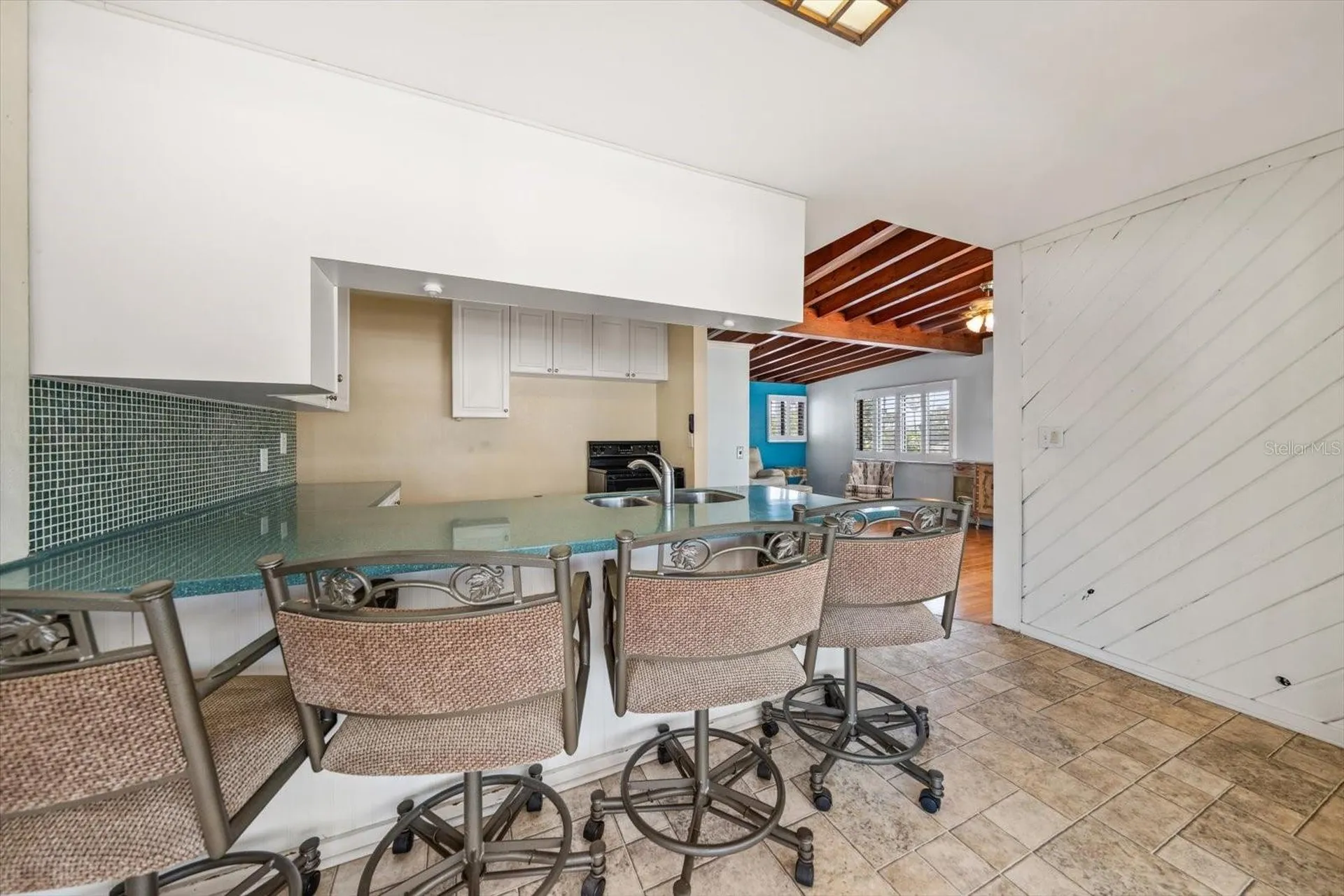 40 77th Avenue Treasure Island FL 33706