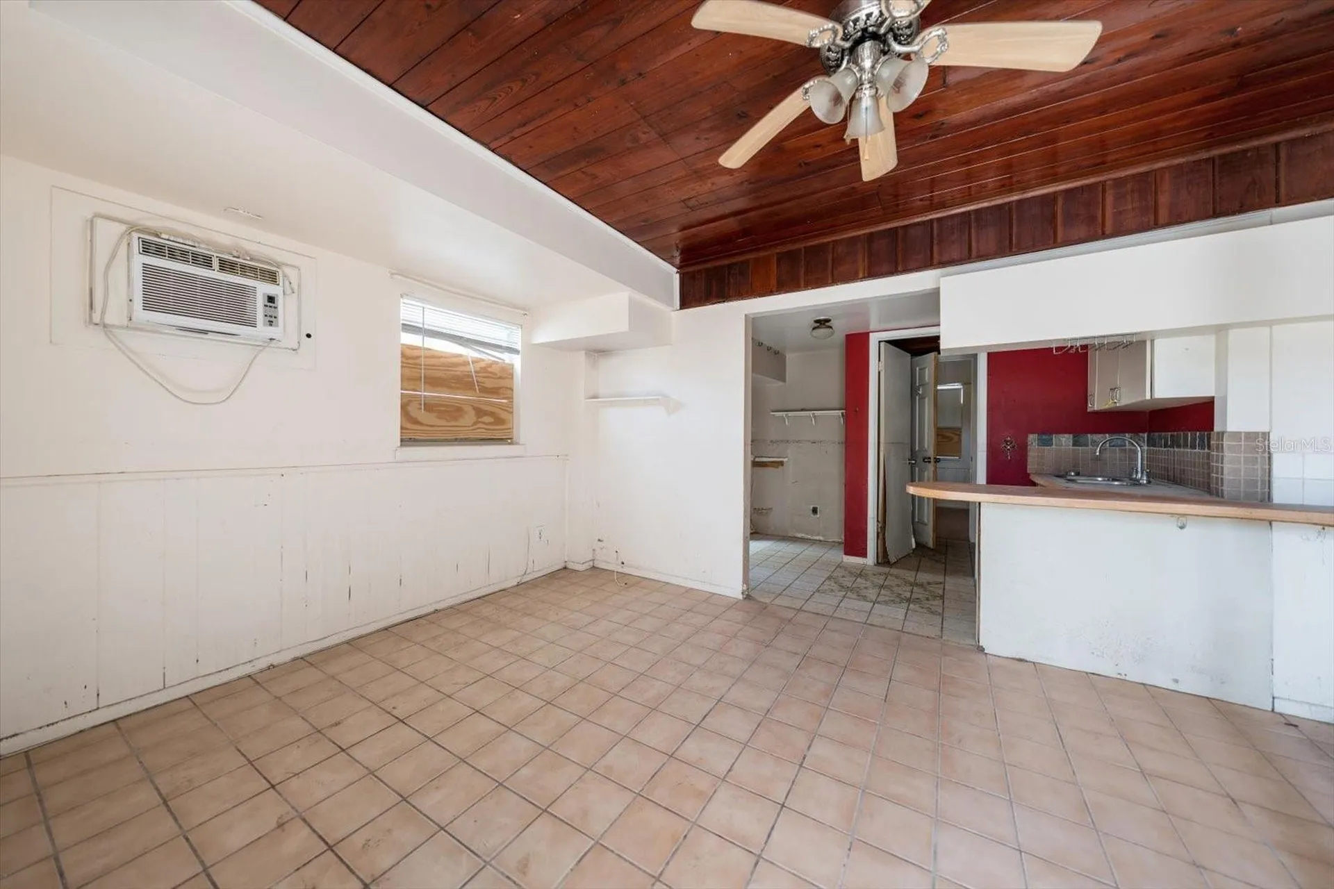 40 77th Avenue Treasure Island FL 33706
