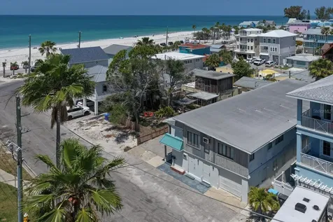 40 77th Avenue Treasure Island FL 33706