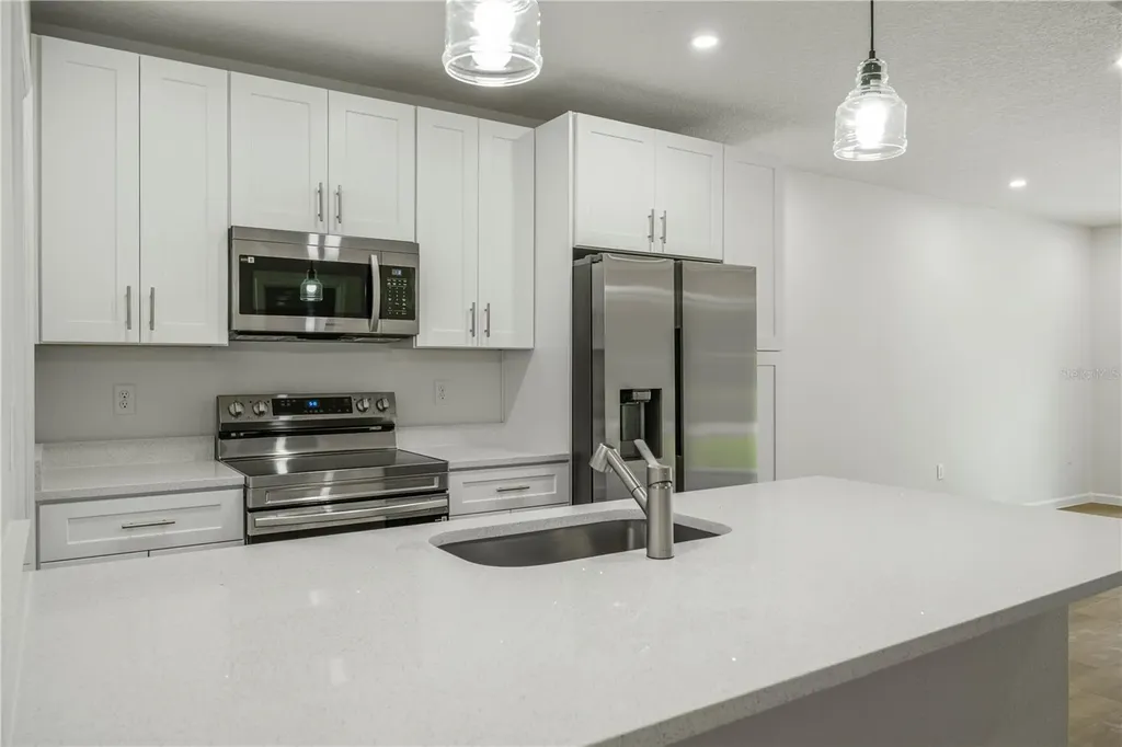 525-526 Pine Lane Eustis FL 32726