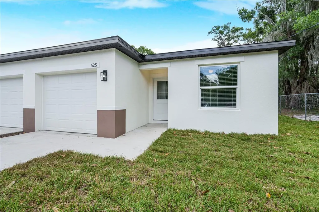 525-526 Pine Lane Eustis FL 32726