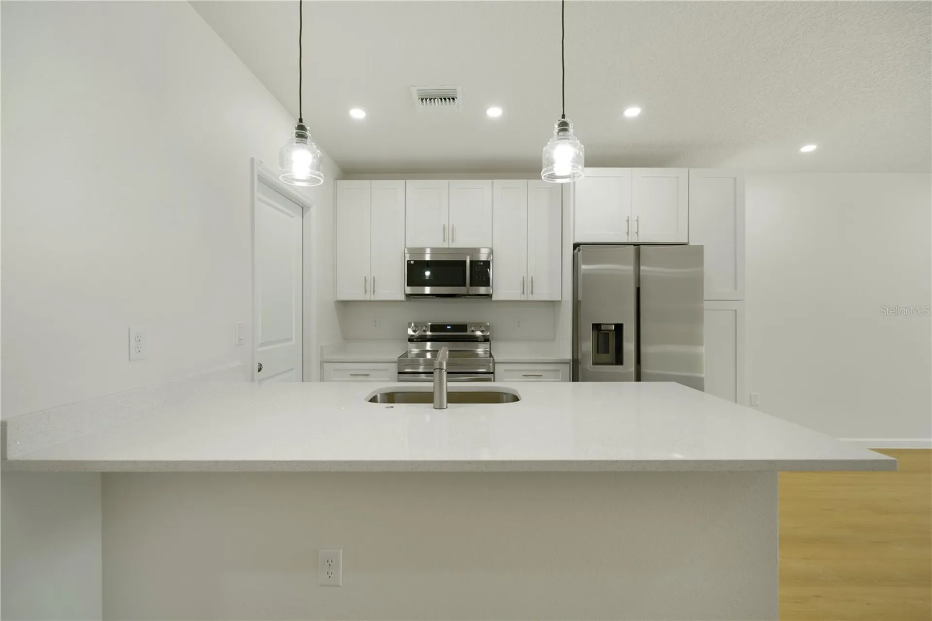 525-526 Pine Lane Eustis FL 32726