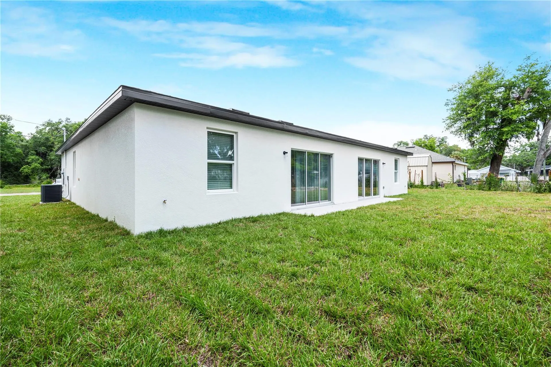 525-526 Pine Lane Eustis FL 32726