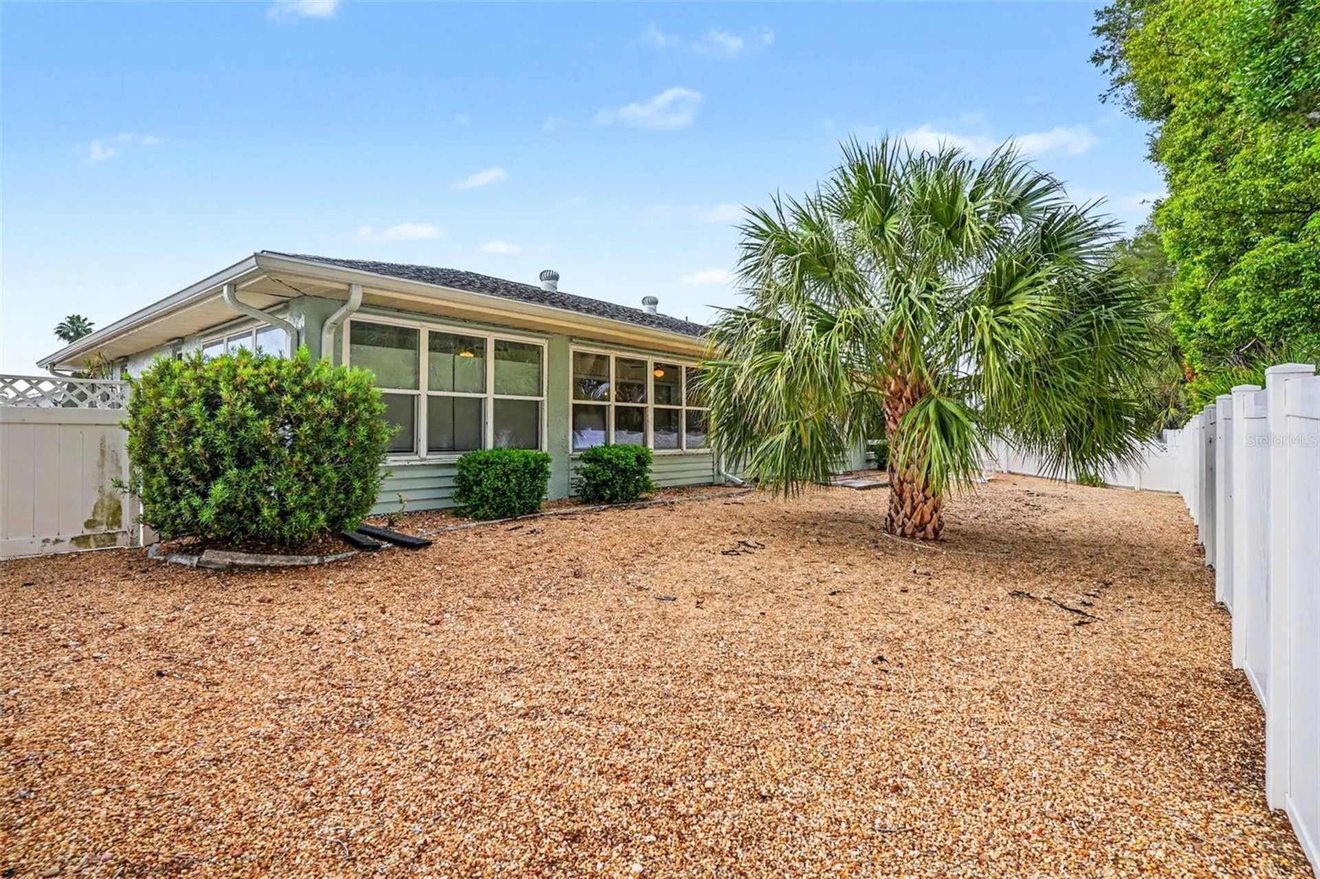 1703 New Bedford Drive Sun City Center FL 33573