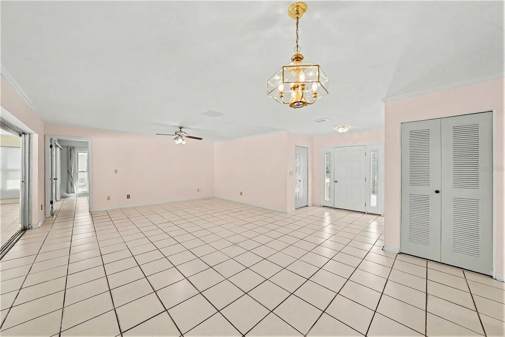 1703 New Bedford Drive Sun City Center FL 33573
