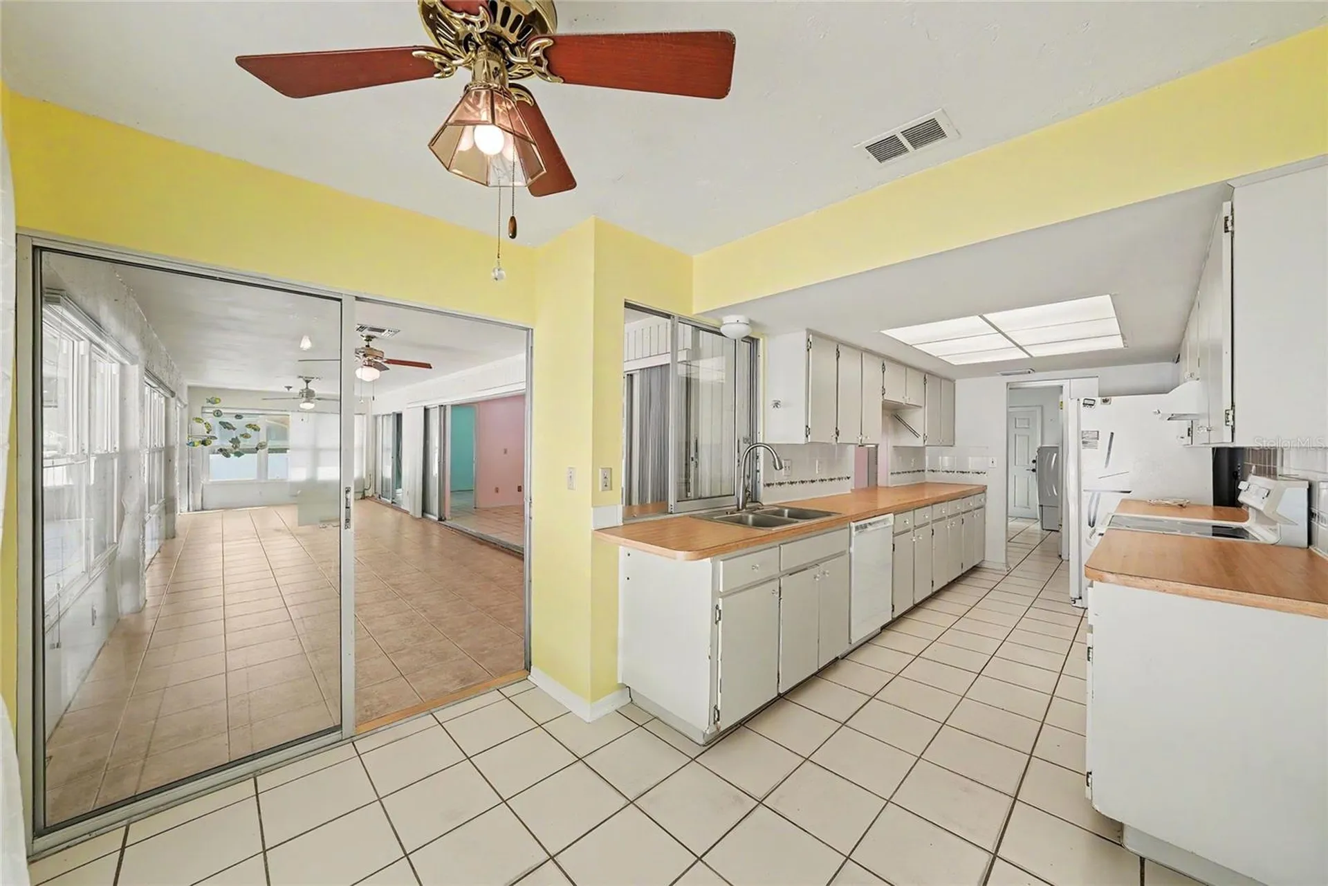1703 New Bedford Drive Sun City Center FL 33573