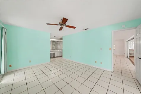 1703 New Bedford Drive Sun City Center FL 33573