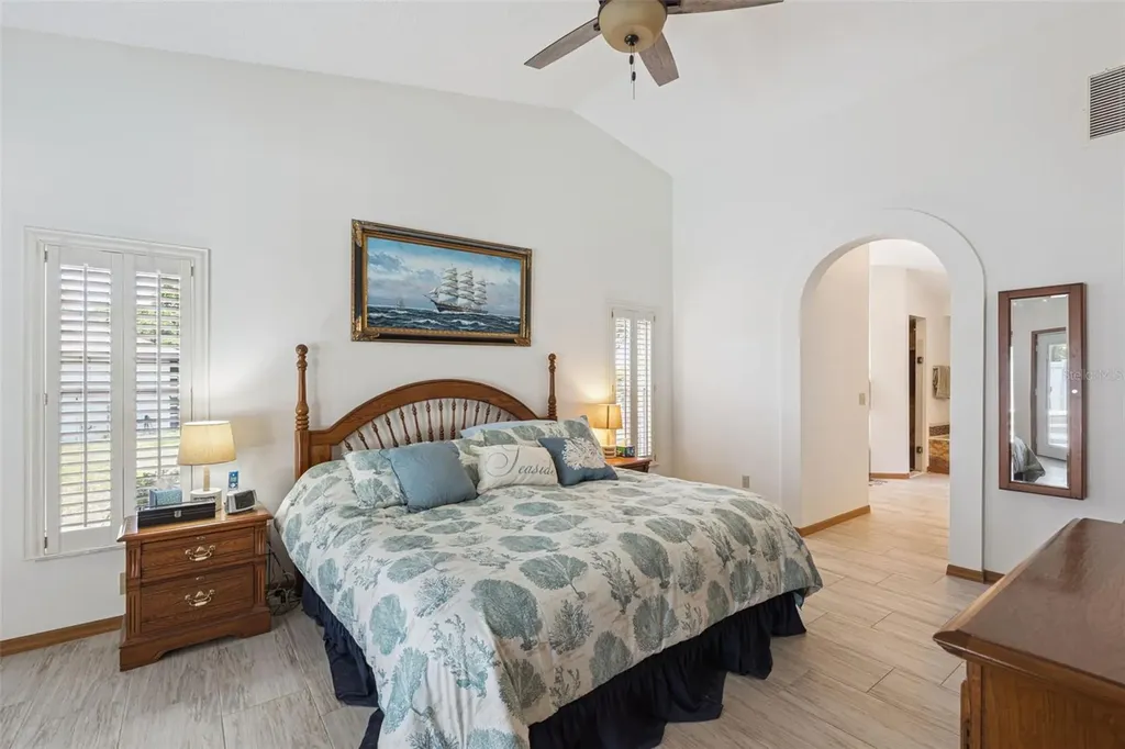 33939 Valencia Drive Leesburg FL 34788