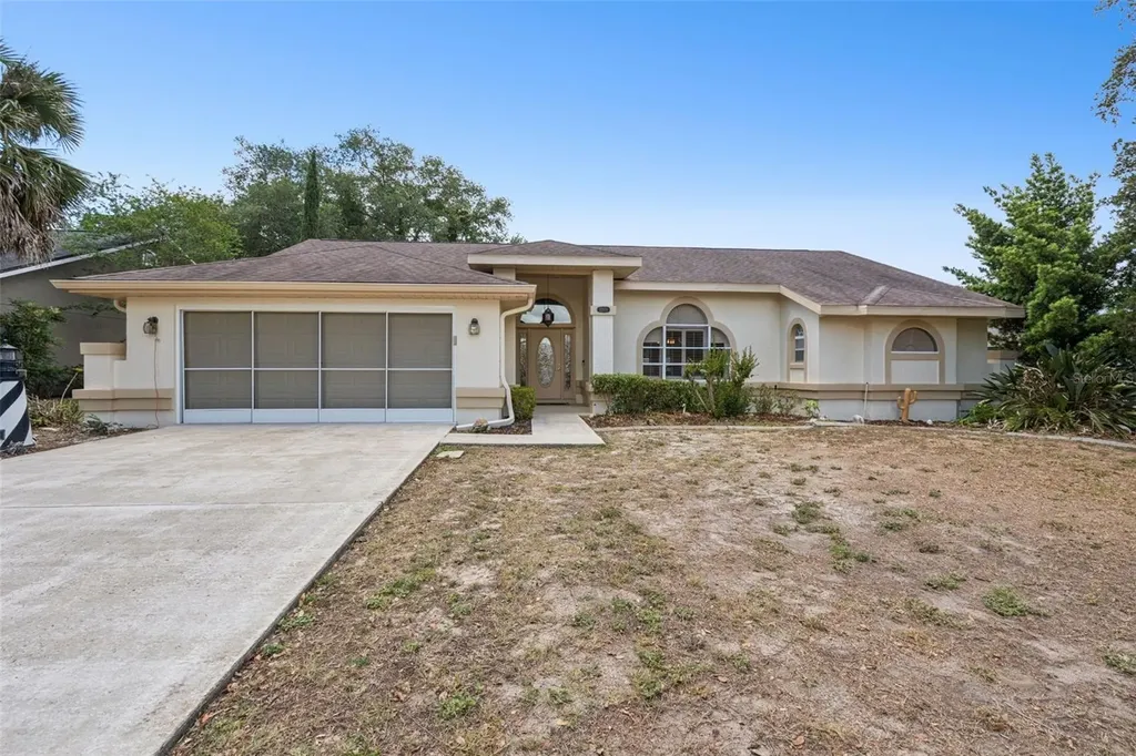 33939 Valencia Drive Leesburg FL 34788
