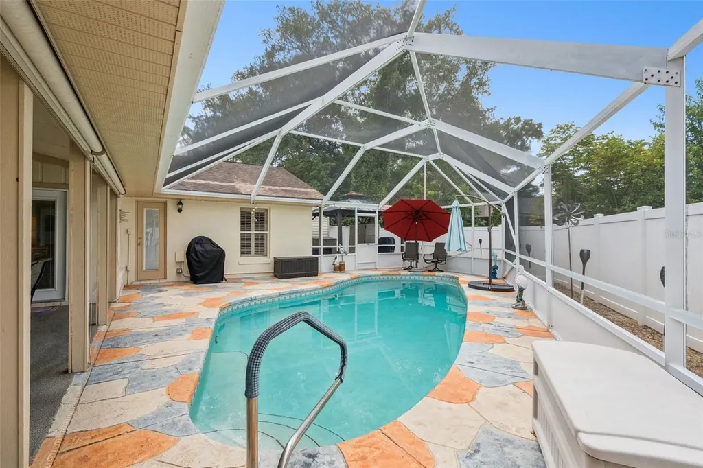 33939 Valencia Drive Leesburg FL 34788