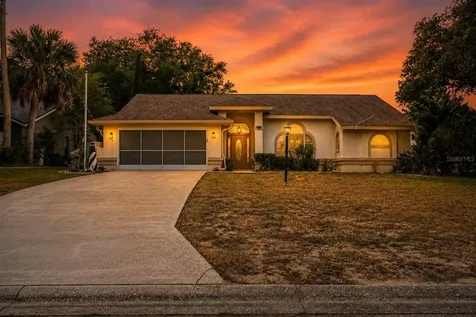 33939 Valencia Drive Leesburg FL 34788