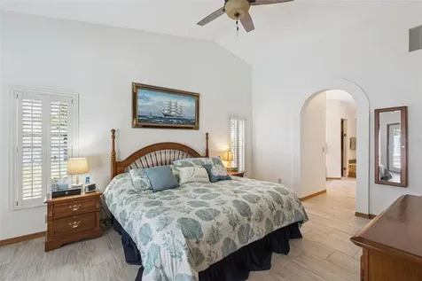33939 Valencia Drive Leesburg FL 34788