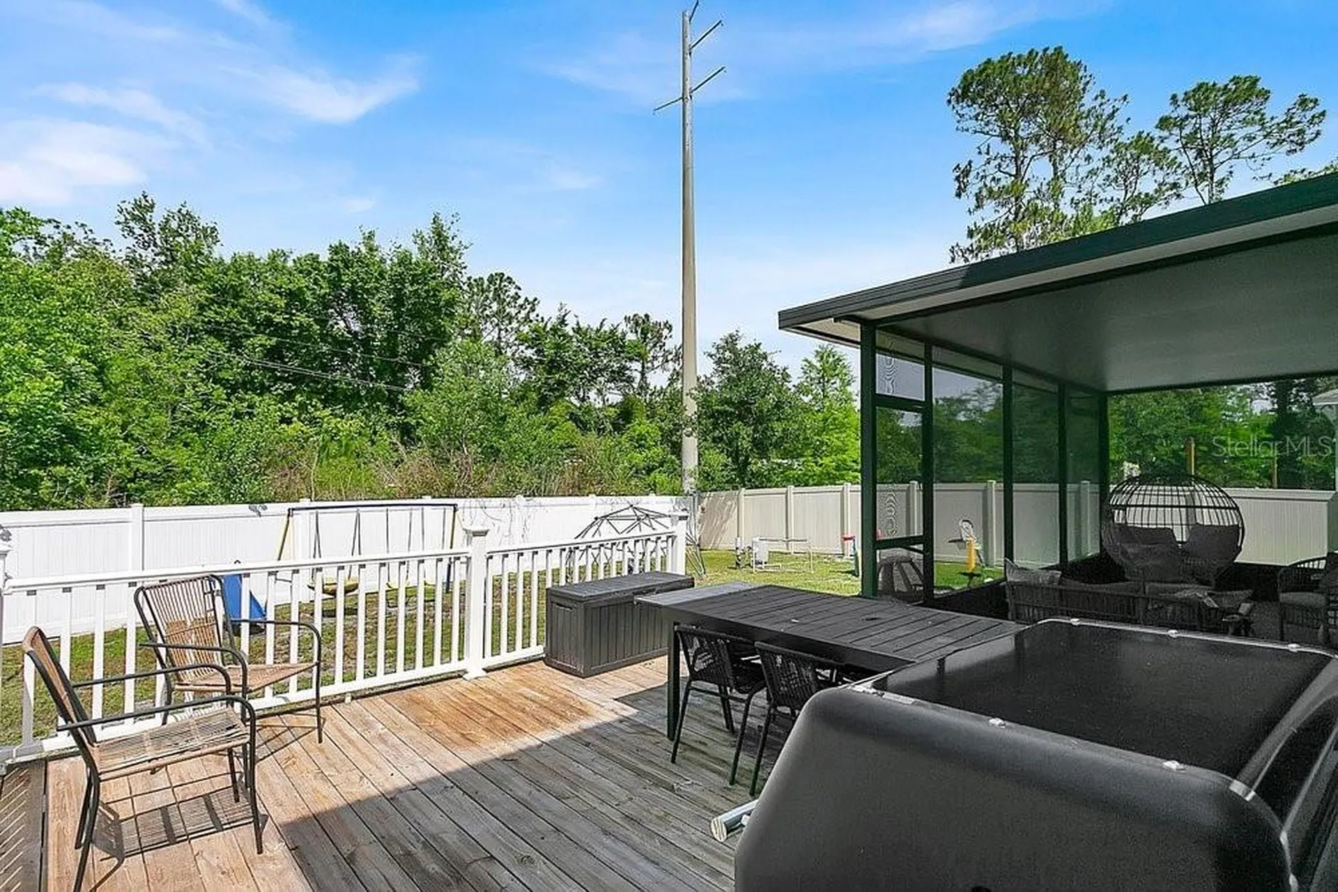 2042 1st Avenue Deland FL 32724