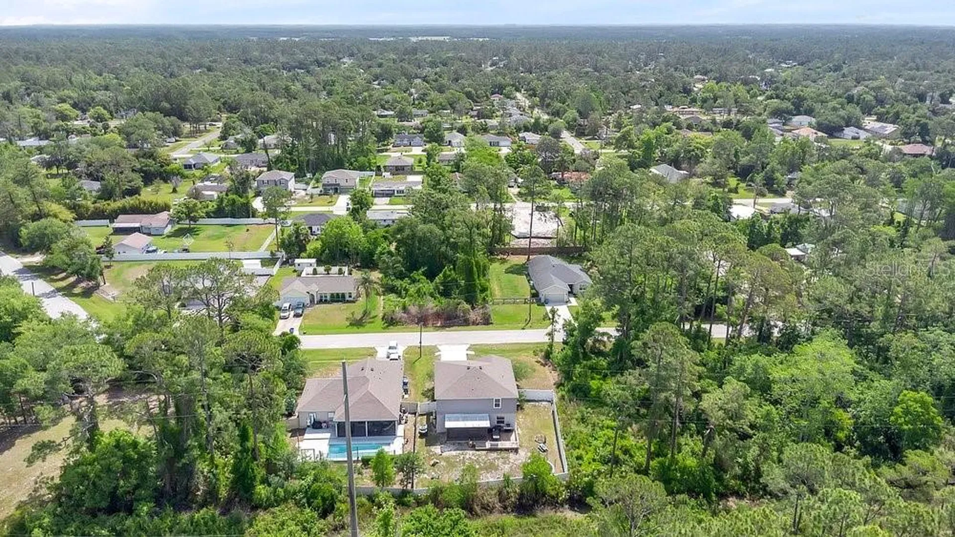 2042 1st Avenue Deland FL 32724