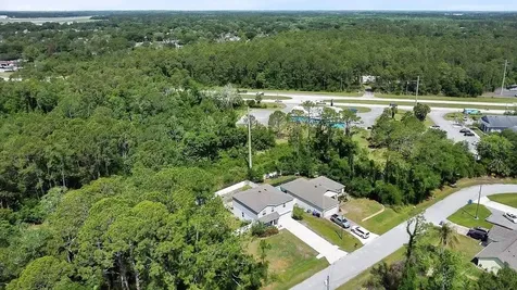 2042 1st Avenue Deland FL 32724