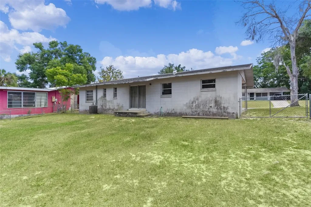 6908 Fern Circle Leesburg FL 34748